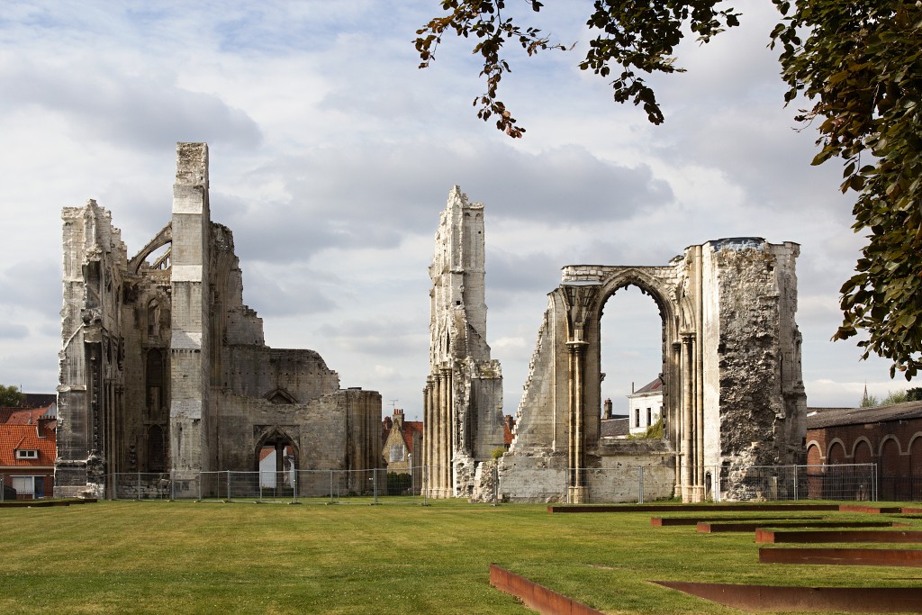 Sint-Bertinusabdij abdij sint omaars saint omer hdr ruine klooster bertinus abt rooms religie religion abbaye katholiek